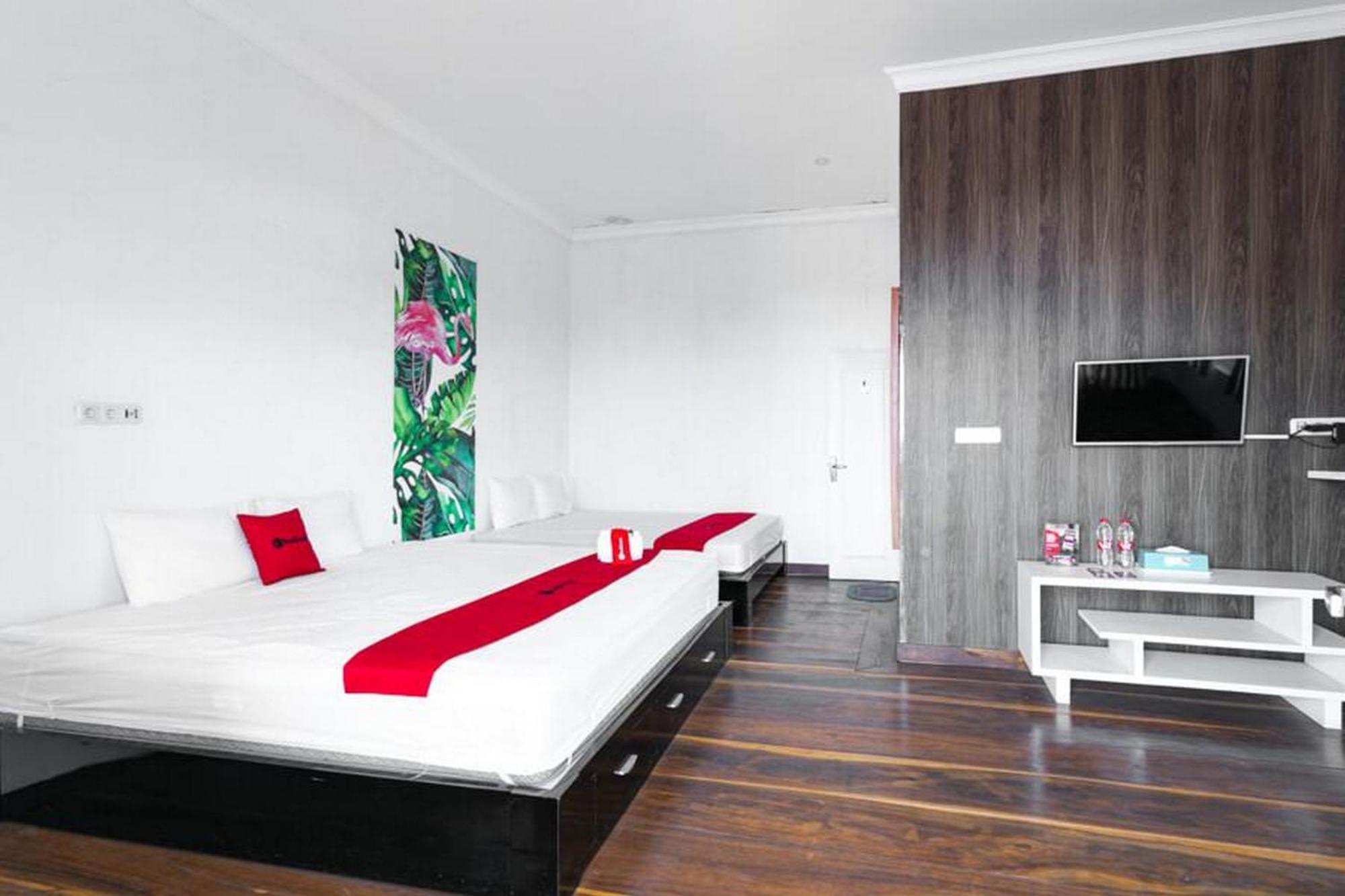 Reddoorz Near Grojogan Sewu Tawangmangu Hotel Karanganyar  Exterior photo